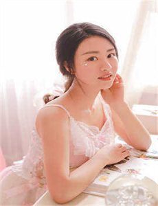 《3D真人版玉蒲团即将上演-客厅里H亲女》