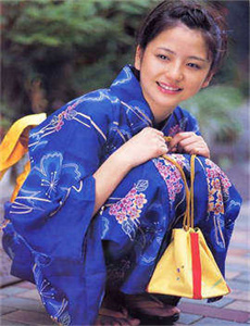 《久久天天干-他们的世界国语版》